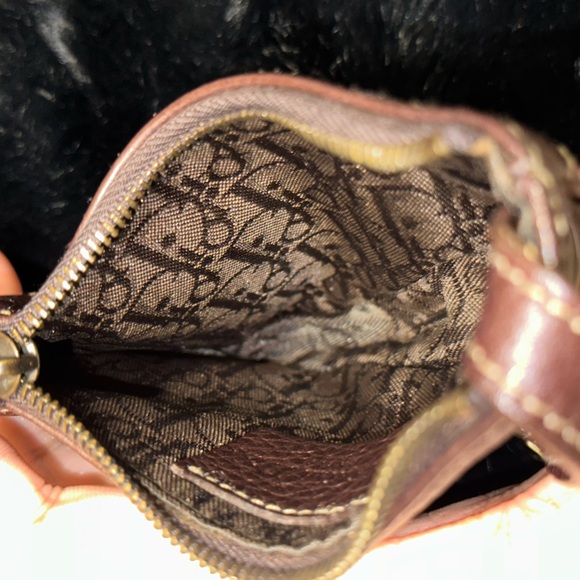 🔶SOLD🔶 🎀DIOR coin purse🎀 - Picture 4 of 11